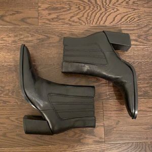 Zara Black Leather Ankle Heel Boots